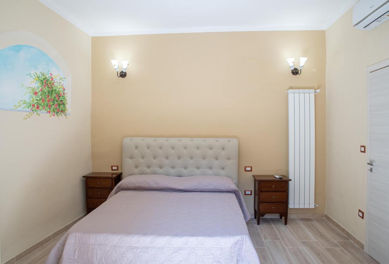 Mandevilla Home Caiazzo Luaran gambar