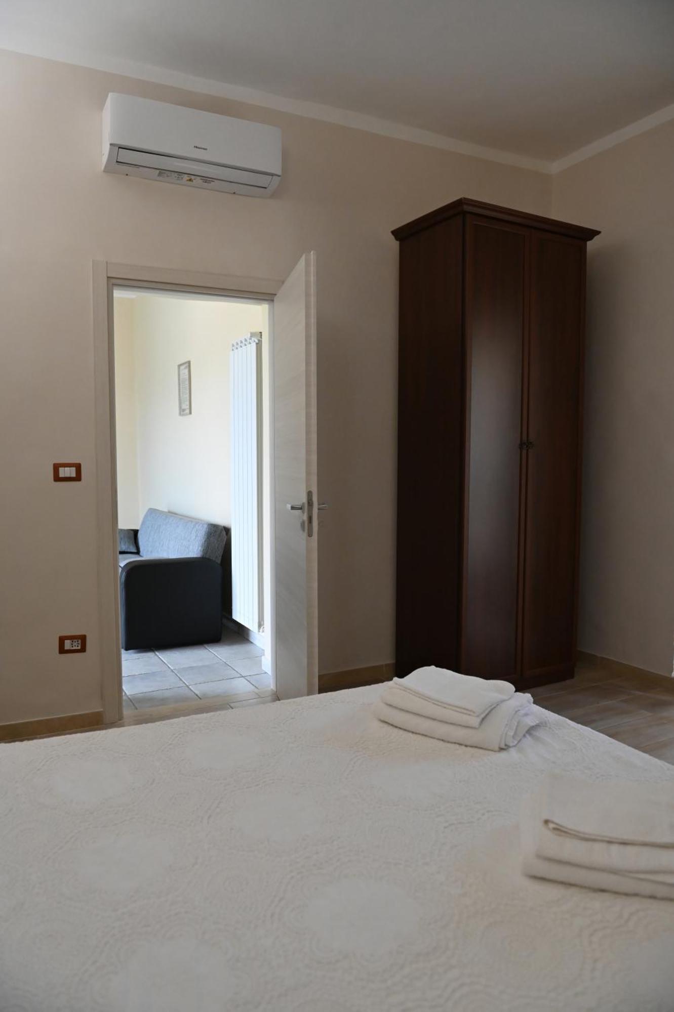 Mandevilla Home Caiazzo Luaran gambar